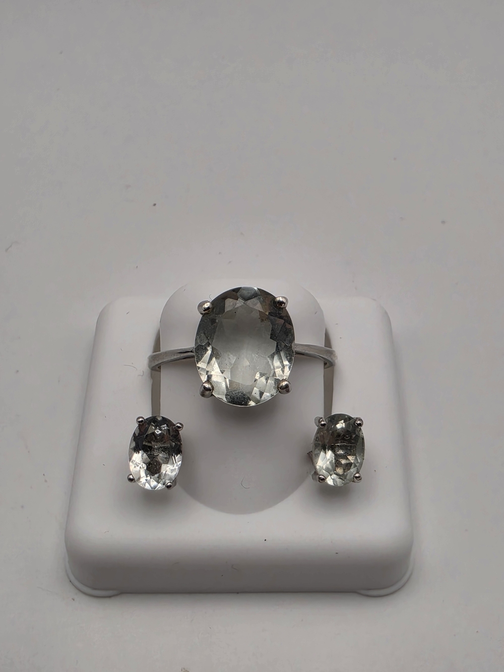 5ct Green Amethyst Set In S925